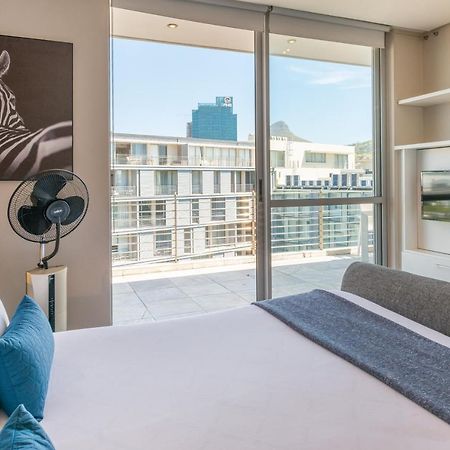 קייפטאון V&A Waterfront Luxury Apartments By Mcstay מראה חיצוני תמונה